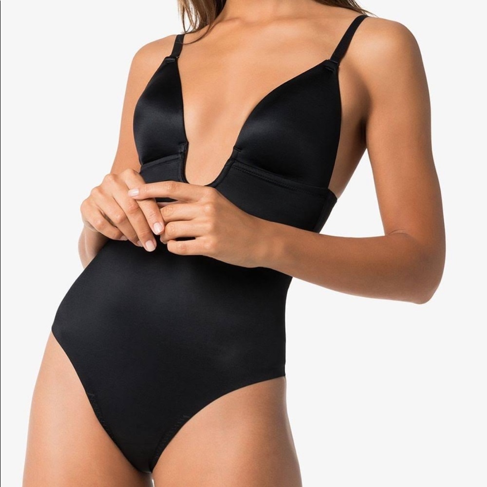 NWT Spanx “suit your fancy bodysuit” Thong!